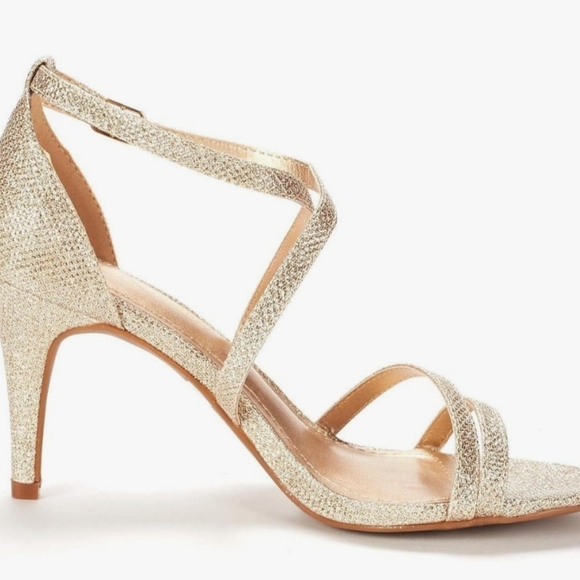 Sparkle gold pumps - Picture 4 of 4